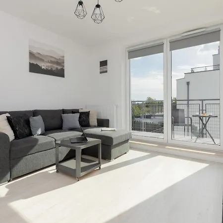 Szlachecka Apartment With Balcony & Parking Warsaw By Noclegi Renters Exterior photo
