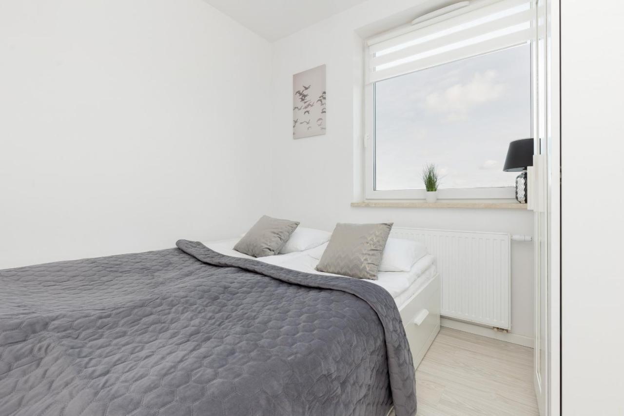 Szlachecka With Balcony & Parking By Renters * Warszawa