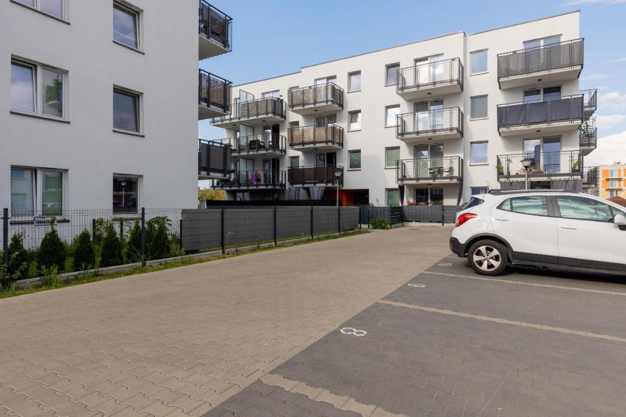 Szlachecka With Balcony & Parking By Renters Apartament Warszawa