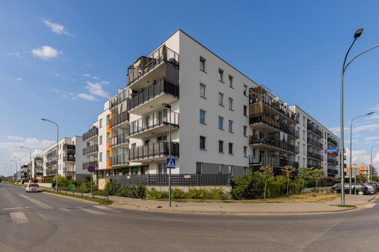 Szlachecka With Balcony & Parking By Renters Varsavia